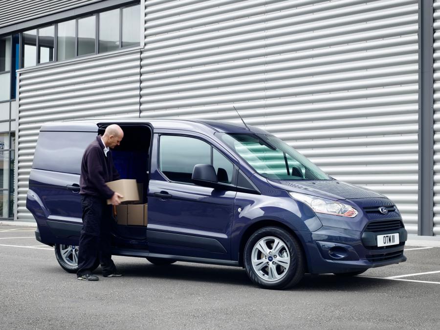  Ford Transit Connect 2013 года  (фото 19 из 22)
